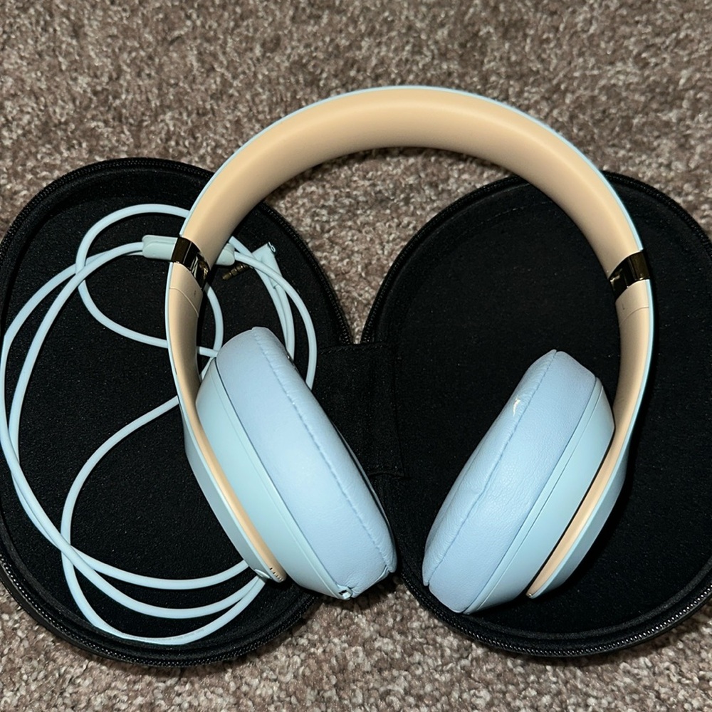 Beats studio pro